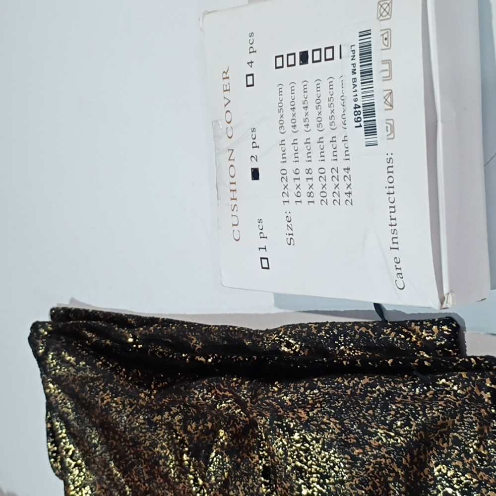 Set‎ of 2 Black & Gold Decorative Pillow Covers 18x18 – Modern Glam New